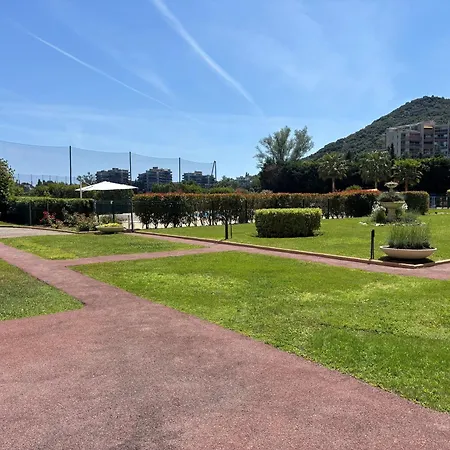 Cannes - - Le Petit Fairway, Entre Golf Et Appartamento
